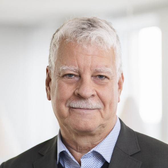 Francisco Corzo